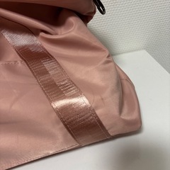 ピンク ボストンバッグ 調整可能ストラップ付き 旅行用バッグ スポーツバッグの画像