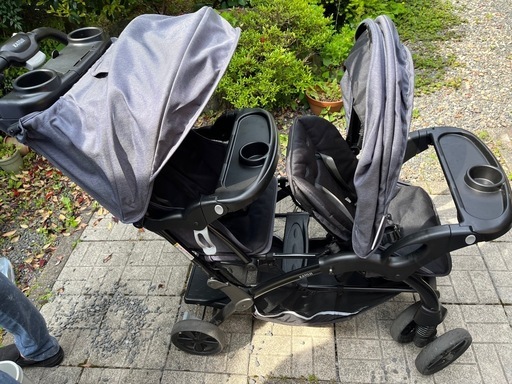 二人乗りベビーカー