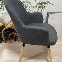 IKEAのチェア2脚
の画像
