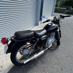 スズキ ST250 ブラック ネイキッドバイクの画像