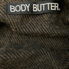 代官山のBODY BUTTER ポンチョの画像