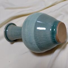 【まだ受付中･送付可能】小ぶりの一輪挿し 青磁 和風インテリアのアクセントに♪ 早い者勝ちです✨✨の画像