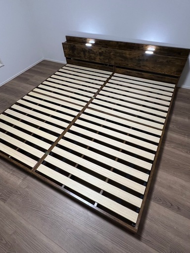 美品！シングルベッドフレーム2台 ワイドキング 200(S+S) ベッドフレーム ヴィンテージブラウン