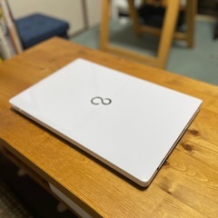（決定済！）開封したて　富士通LIFEBOOK FMVA41D2W  Linux mint インストール済の画像