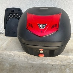 リアボックスの画像