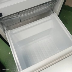 🉐J021設置まで対応   訳あり特価品　SHARP　ガラスデザイン　冷蔵庫　137Lの画像