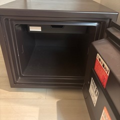 ダイヤル式金庫の画像