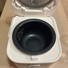 【美品】2018年製 炊飯器3合炊き  の画像
