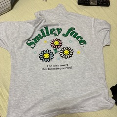 チャック付きシャツの画像