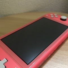 任天堂 Switch LITE 本体の画像