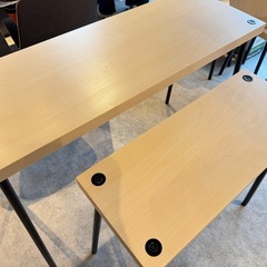 IKEAテーブルセットの画像