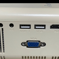プロジェクター　稼働品　DVD/デジカメSDカード視聴などにの画像