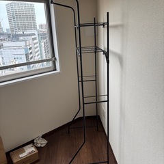 ハンガーパイプ付きランドリーラック　の画像