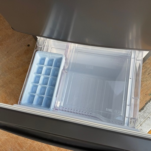 C7607★2024年製★展示未使用品★三菱　冷蔵庫　グレー　大型　一人暮らし C7607☆2024年製☆三菱 冷蔵庫 グレー 大型 一人暮らし 最新