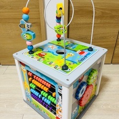 ジャドール　アクティビティボックス　アクティビティプレイセンター　ビーズメイズ　玉そろばん　迷路　絵合わせ　木製　知恵玩具の画像