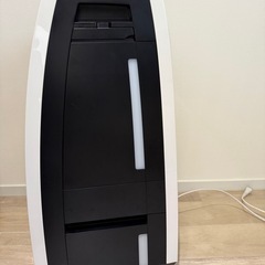 SHARP 除加湿空気清浄機　KC-HD70-Wの画像