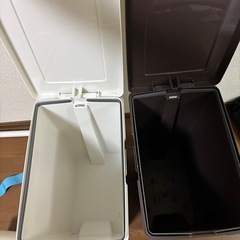 ゴミ箱の画像