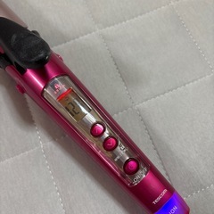 今年最後のフリマ限定価格に値下げ中🍂 TESCOM ヘアアイロン 32mm マイナスイオン付き 動作確認済みの画像