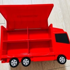 トミカ　おもちゃ　おかたづけコンボイ　キャリアカー　トラック　コンテナ　車　おもちゃ　乗り物の画像