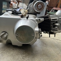 横型エンジン　バイク用品　4miniの画像