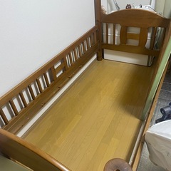 シングルベット+マットレスの画像