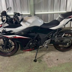 土日限定のお値段です。GSX250Rの画像