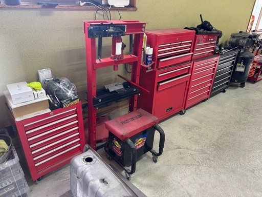 ツールキャビネット4台欲しい方いませんか！？