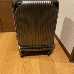 キャリーケース　トランクの画像