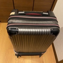 キャリーケース　トランクの画像