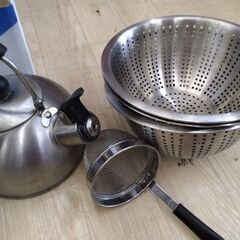 鍋　やかん　箸　シャモジ　ボール　釜　台所用品まとめての画像