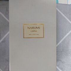 新品箱入り【NARUMI／シチューボール×５】の画像