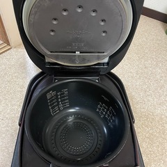 HITACHI RZ-TS183M 炊飯器 ルビーレッドの画像