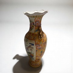 大型花瓶　の画像