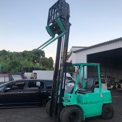 フォークリフト3トンヒンジ付の画像
