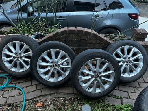 トヨタ　純正アルミ　16インチ