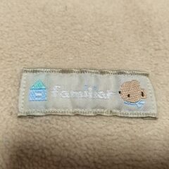 ファミリア　familia　ベージュフリースパーカーの画像