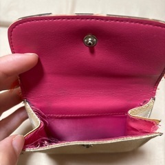 COACHの花柄財布の画像