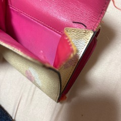 COACHの花柄財布の画像