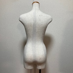 トルソー  女性 ベージュ  1本足 高さ調節可能 腕なし の画像