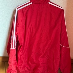 【美品】adidas １６０ウィンドブレーカーの画像