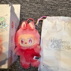 ラブブの画像