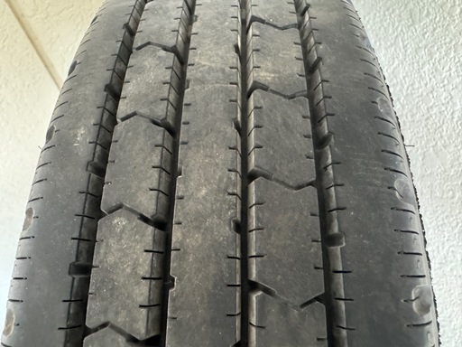 【バラ売り可能】カムロードタイヤ　175/75R15 　