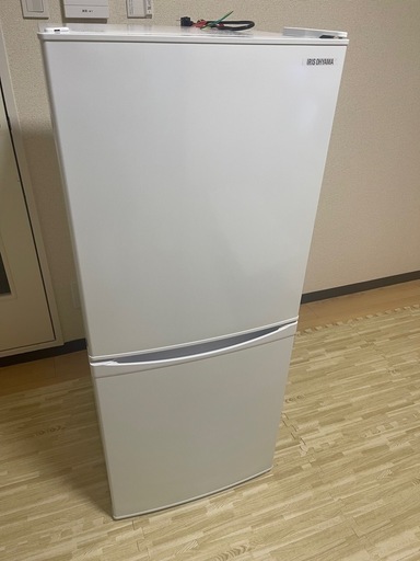 週末限定値下げ‼️【状態◎】アイリスオーヤマノンフロン冷凍冷蔵庫 142L ホワイト