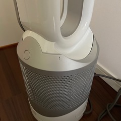 ダイソン 空気清浄機能付ファンヒーター HP03の画像