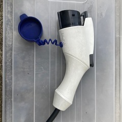 日産リーフ用充電器➕100V充電セット
の画像