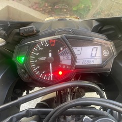 YAMAHA YZF-R25の画像