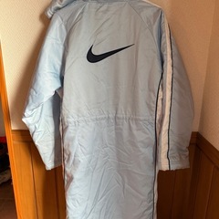 【美品】NIKE ベンチコートM
の画像