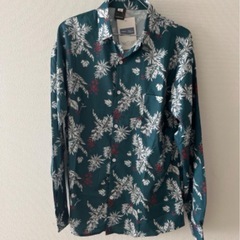 新品　メンズシャツの画像