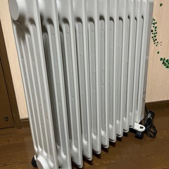 【現在取引中】デロンギ　オイルヒーター　311115TE　の画像