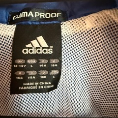 【美品】adidas 
ウインドブレーカーの画像